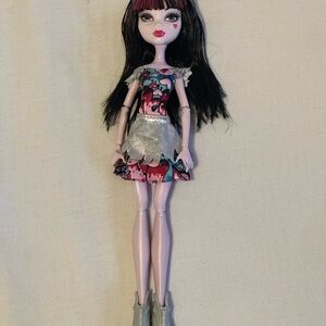 boo York boo York draculaura